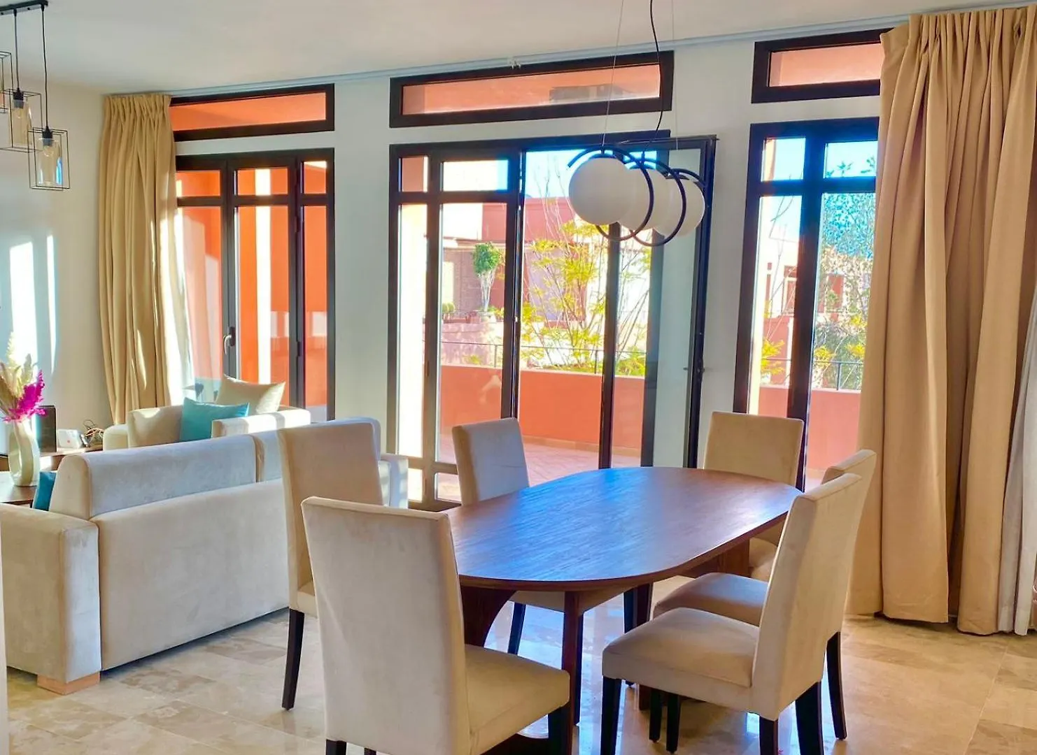 La Magie De L'Atlas A Votre Terrasse Marrakesh Marocko